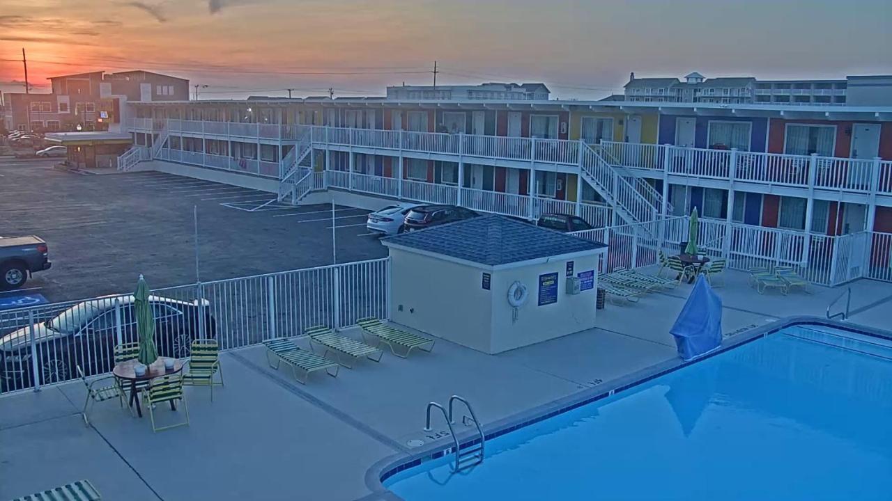 Fish Tales Boardwalk Inn & Ocean Mecca Motel Оушън Сити Екстериор снимка