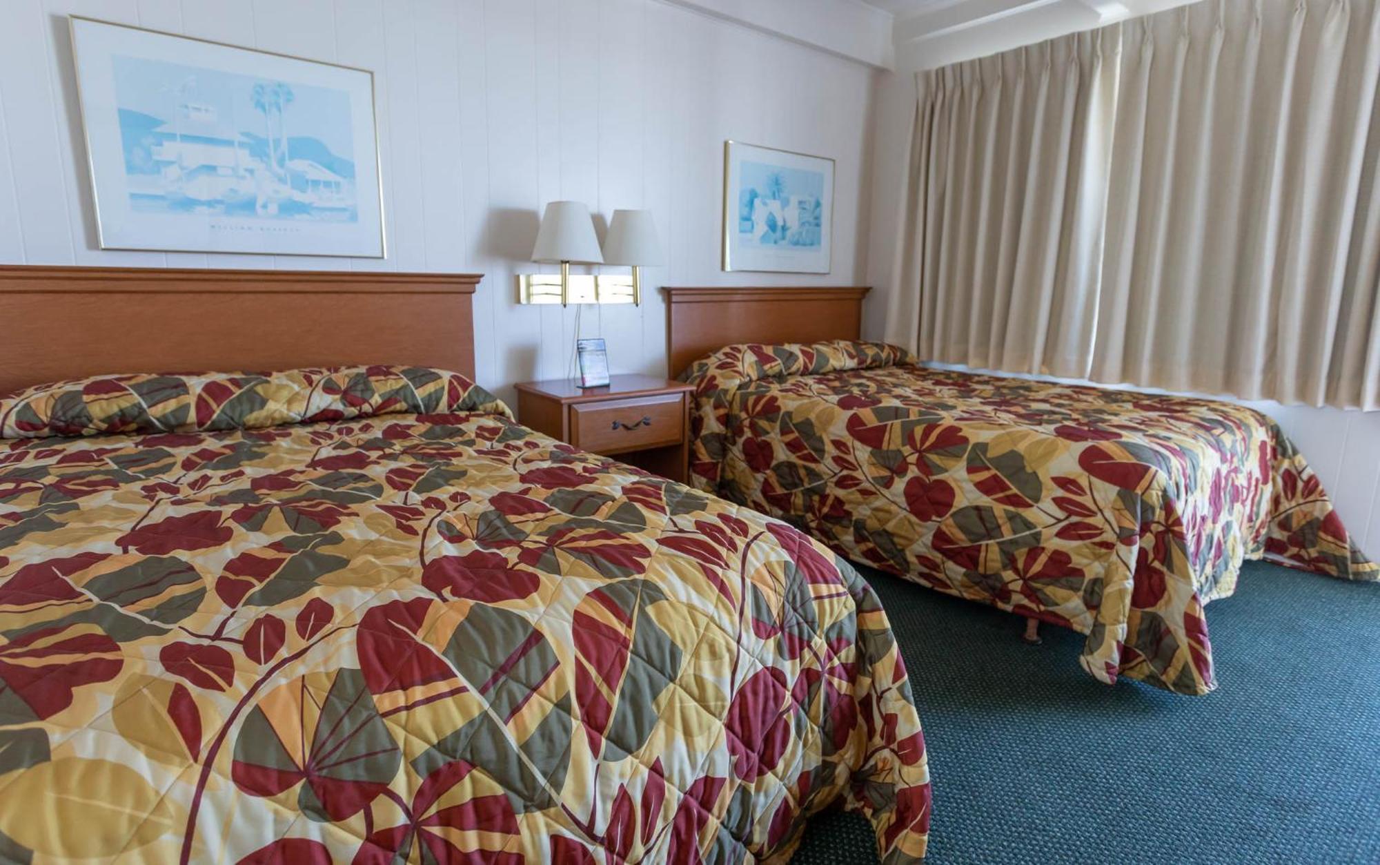 Fish Tales Boardwalk Inn & Ocean Mecca Motel Оушън Сити Екстериор снимка